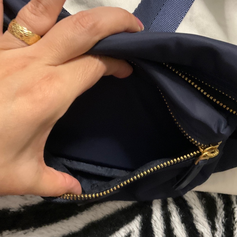 Tory Burch Navy Belt Bag with Gold Accents - Picture 3 of 5